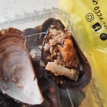 İnci Midye Kokoreç Midyede Şok Edici Sigara İzmariti Buldum!