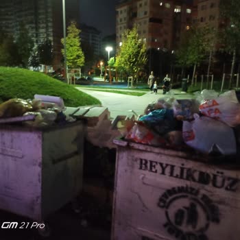 Beylikdüzü Belediyesi Çöp Konteyneri Getirmiyor