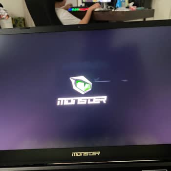 Monster Servisi Haksız Para Talep Ediyor