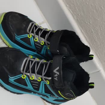 Deichmann Ürün Su Geçirdi