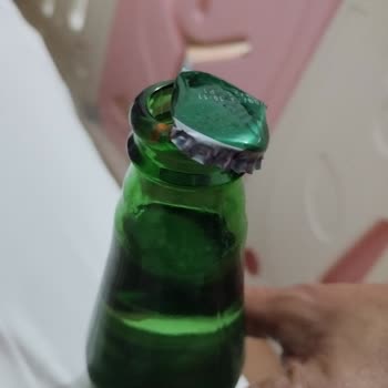 Sırma Soda Kapağı Açık Ve Paslı