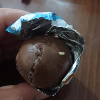 Ozmo Çikolatada Kurtçuk Çıktı