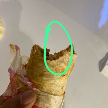 Hey Döner Alınan Dönerden Kıl Çıkması.