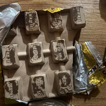 Ülker Aldığım Çikolata Bozuk Cıktı