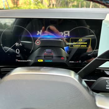 0 Km Renault Austral Aldım 5 Km Gidemedim Fren Arızası Verdi