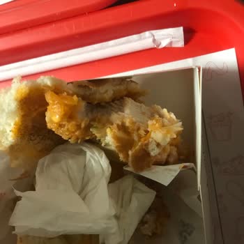 KFC Lüleburgaz Kötü Soğuk Hizmet Yerlerde
