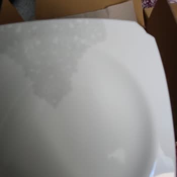 Karaca Züccaciye Yemek Takımı Kırık, Kırılan Ürünleri Tedarik Etmiyor