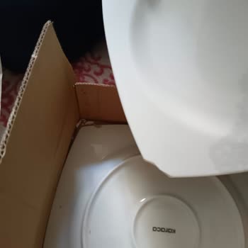 Karaca Züccaciye Yemek Takımı Kırık, Kırılan Ürünleri Tedarik Etmiyor