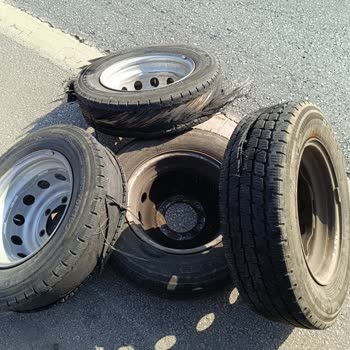 Petlas Lastik Lastiklerin Kalitesiz Olması