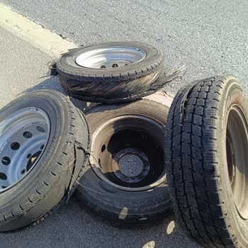 Petlas Lastik Lastiklerin Kalitesiz Olması