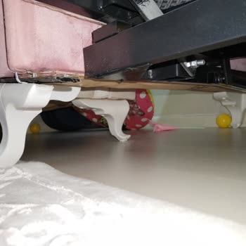 Gündoğdu Mobilya Kalitesizliği, Yemek Masası Üzerimize Devrildi