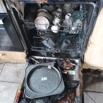 Garantili Vestel Marka Bulaşık Makinesi Yangın Çıkardı