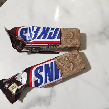 Snickers Çikolata Bozuk Çıktı