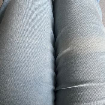 Mavi Marka Pantolonun Durduğu Yerde Beyazlaması