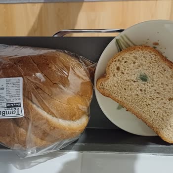 Mopaş Hipermarket İki Kere Küflü Ekmek Gönderildi