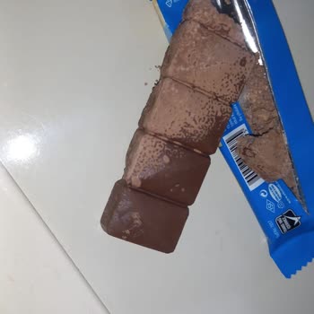 Eti Gıda Ürün Rengi Beyaz Ve Ambalaj İçin Dağılma