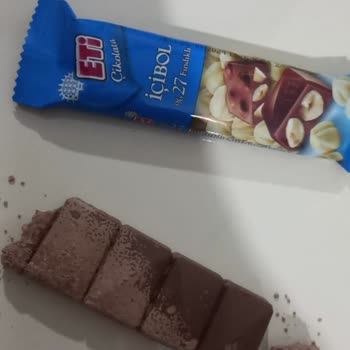 Eti Gıda Ürün Rengi Beyaz Ve Ambalaj İçin Dağılma