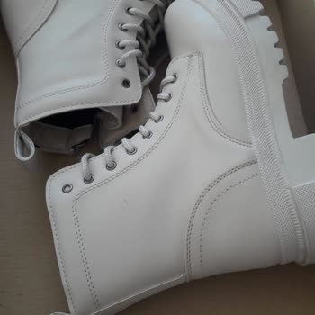 FLO Ayakkabı Yanlış Ürün Gönderdiler.