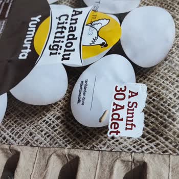 Şok Marketler Anadolu Çiftliği Yumurta Aldım. Açılmamış Kolide Kurt Vardı