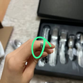 2 Takım Jumbo Çatal Bıçak Takımımın İkisi De Kusurlu Ürünlerle Geldi.