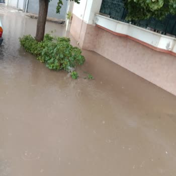 Manisa Su ve Kanalizasyon İdaresi Akhisar'da Su Baskını Sorunu: Rögarlar Tıkalı!