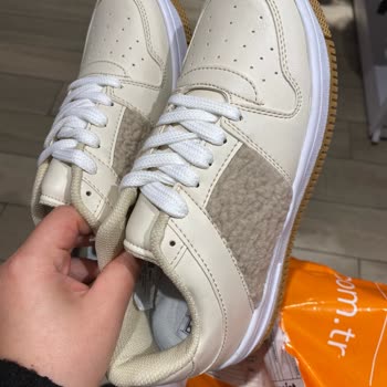 FLO Ayakkabı Yanlış Ürün Gönderimi ve Mağduriyet