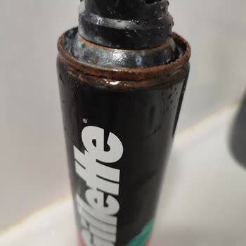 Gillette Tiraj Jeli Kenar Küflenmesi