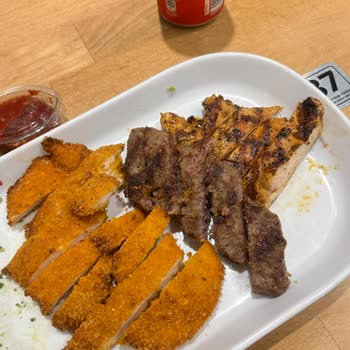 Green Salads Porsiyonun Küçüklüğü Fotoğraftan Farklı