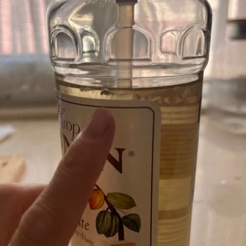 Monin Bozuk Şurup Ve Müşteri Desteğinin Olmaması