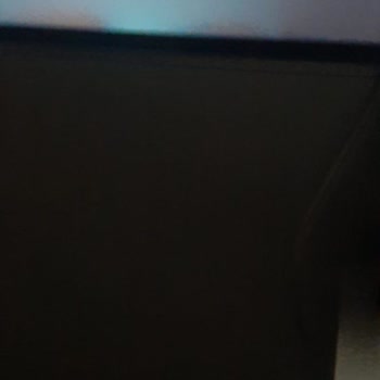 Sunny Televizyon Işık Sızması