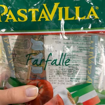 Pastavilla Makarnadan Çıkan Böcekler