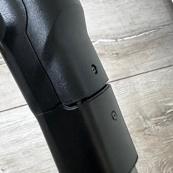 PHILIPS Ev Aletleri Philips Şarjlı 8000 Serisi Dikey Süpürge Sapının Kırılması