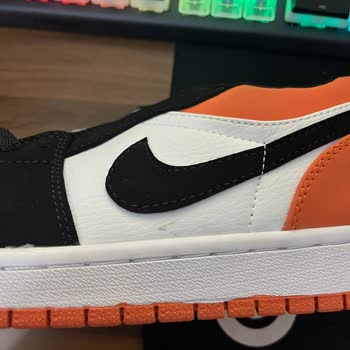 Sneakerslife.tr Ürün Aşırı Derecede Çakma