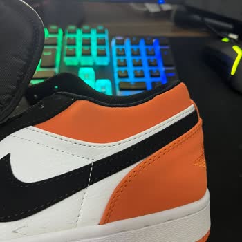 Sneakerslife.tr Ürün Aşırı Derecede Çakma