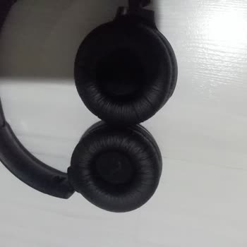 JBL Audio Systems Kulaklık Genişledi, Rahatlık Kaçtı!