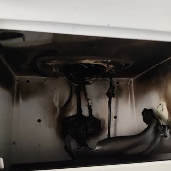 Alveus Mutfakta Davlumbaz Yangını Ve Sonrası Süreç