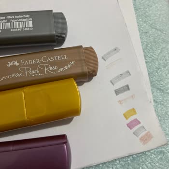 Faber Castell Metallic Effects Kalemleri Kutusunda Kurumuş