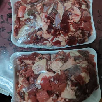 Onur Market, Kuşbaşı Et Yarısı Yağ Olarak Geldi.