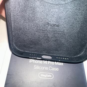 iPhone Orijinal Kılıfta Deforme Oluşumu