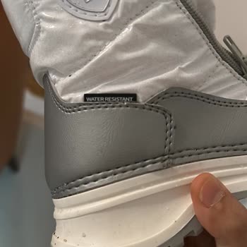 Buckhead Su Geçirmez Yazıyordu Ama Su Geçirdi