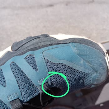 Salomon Ayakkabımın Kağıt Gibi Olması