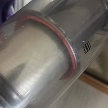 Dyson V11 Yerinden Çıkan Parçalar