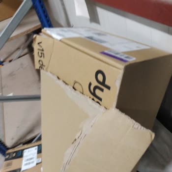 Dyson Hasarlı Ürün Yerine Yeni Ürünü Göndermiyor