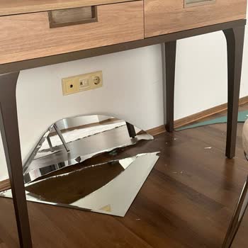 Enza Home Ayna Kendiliğinden Düşme