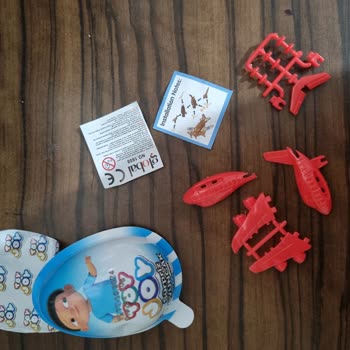 Toy Joy Oyuncağın Parçaları Resimdekiyle Aynı Değil