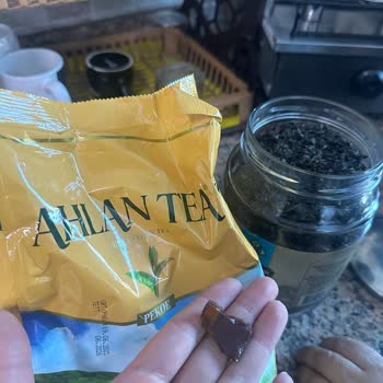 Ahlan Tea Çaydan Cam Çıktı