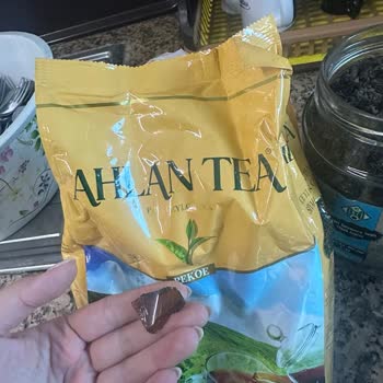Ahlan Tea Çaydan Cam Çıktı