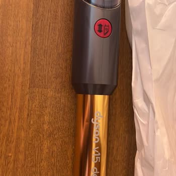 Dyson V15 Boruda Dönme Oluyor