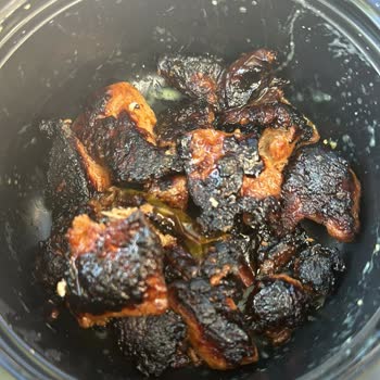 Tavuk Dünyası Yanmış Yemek Gelmesi