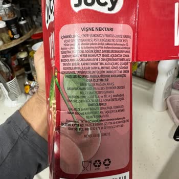 Jucy Meyve Nektarı Kutusu İçindekiler